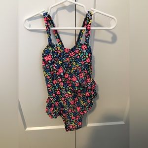 Floral crisscross swim suit!😍
